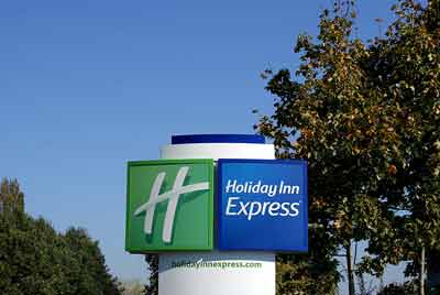 Holiday Inn Express Gatwick Sign