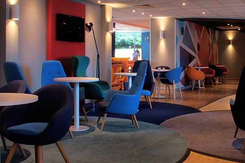 Holiday Inn Express Stansted Airport Lounge