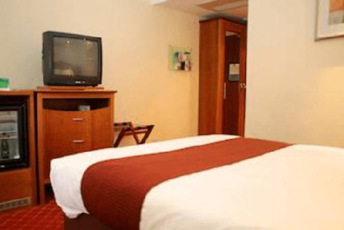 Airport Inn Manchester Airport room