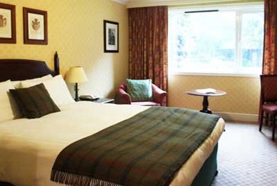 Redwood Hotel Country Club