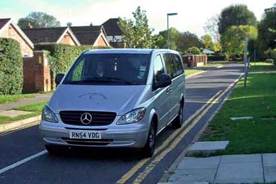 Gatwick Acorn Lodge Transfer Bus