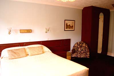 Gatwick Ifield Court Bedroom