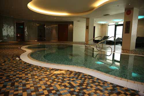 Hilton Heathrow Airport pool