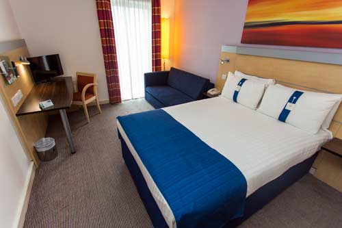 Holiday Inn Express Stansted Airport room