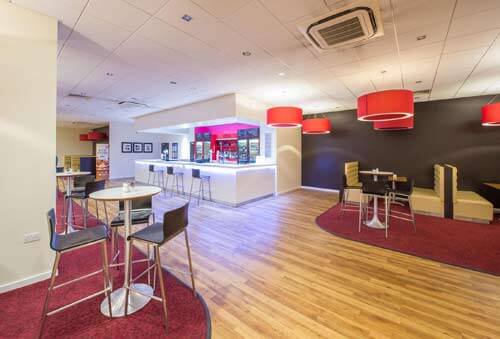 Travelodge Gatwick Airport bar